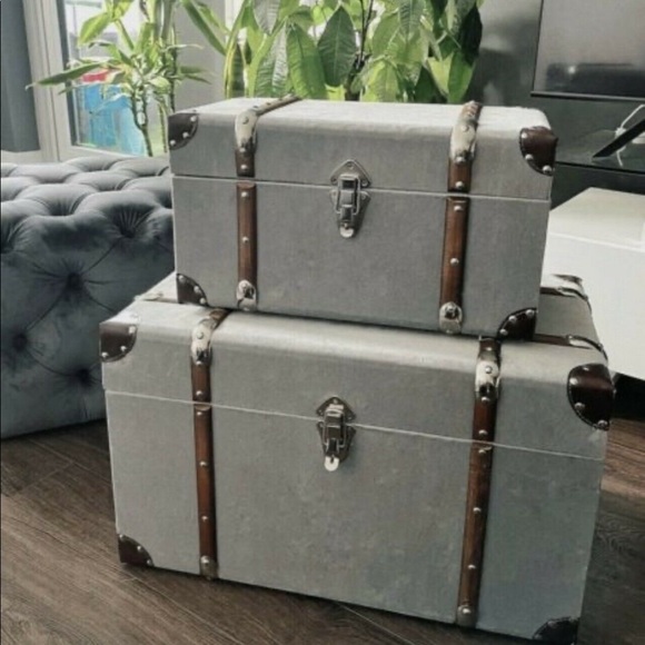 Meet your Posher, Emma - Picture 1 of 1